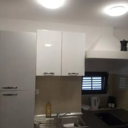 Διαμέρισμα Apartment Oliver Ρόβινι